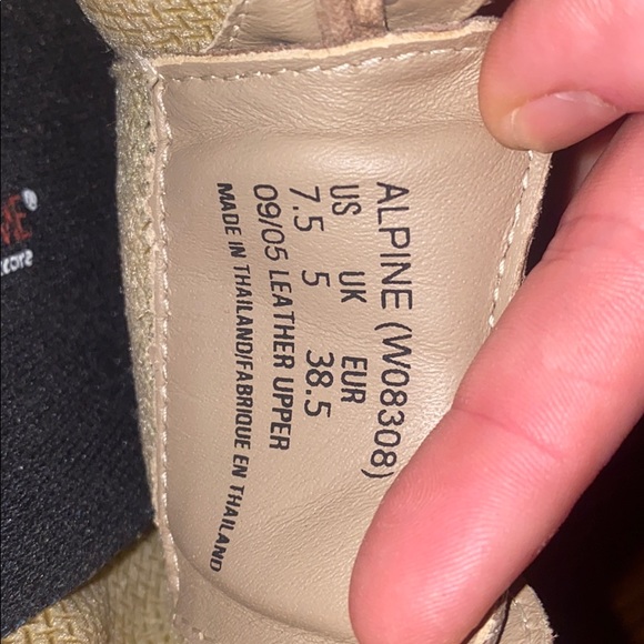 Shoes - Picture 2 of 3